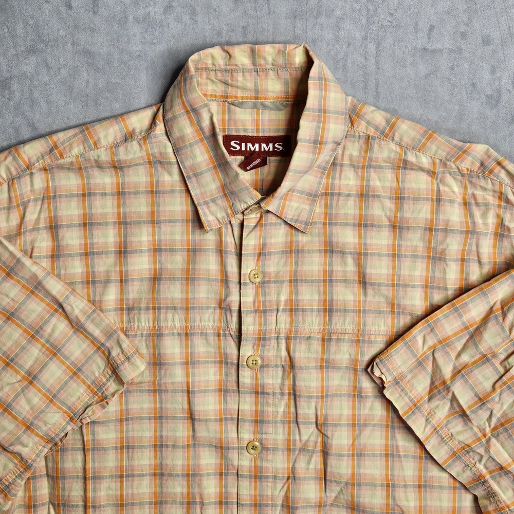 Simms Shirt Mens Medium Orange Plaid Button Up Fishing Short Sleeve Zip Pocket